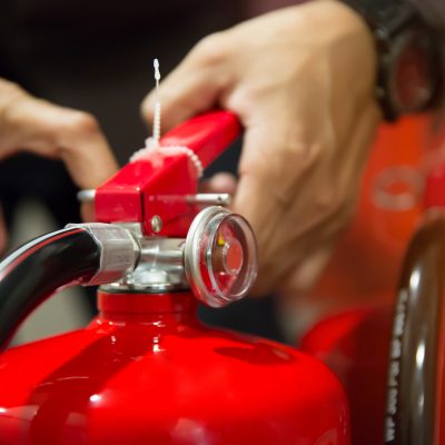 Guía para el uso seguro de extintores en el lugar de trabajo